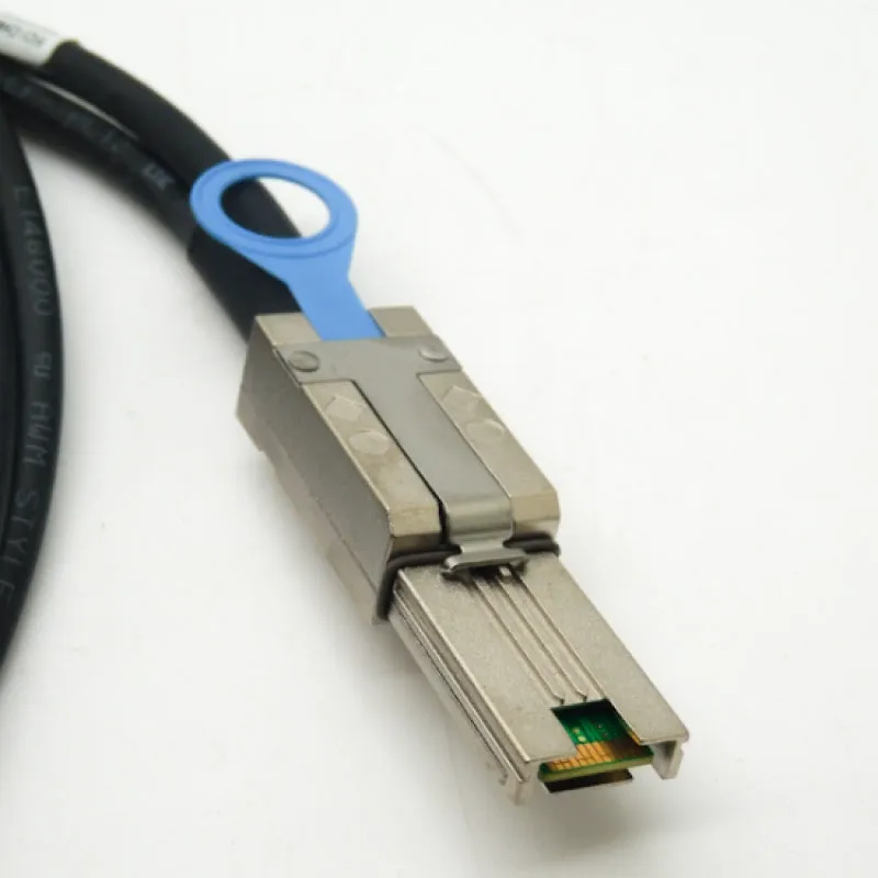 Amphenol FCI 1m Computer Cable MINI-SASHD To MSAS Ext Cable 10117771-3010HLF