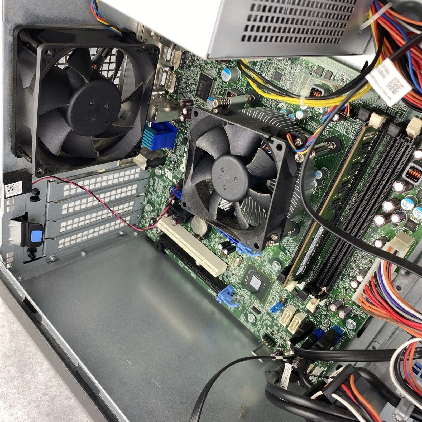 Dell Optiplex 7010 MT Intel Core i3-3220 3.30GHz CPU 4GB RAM No HDD No COA