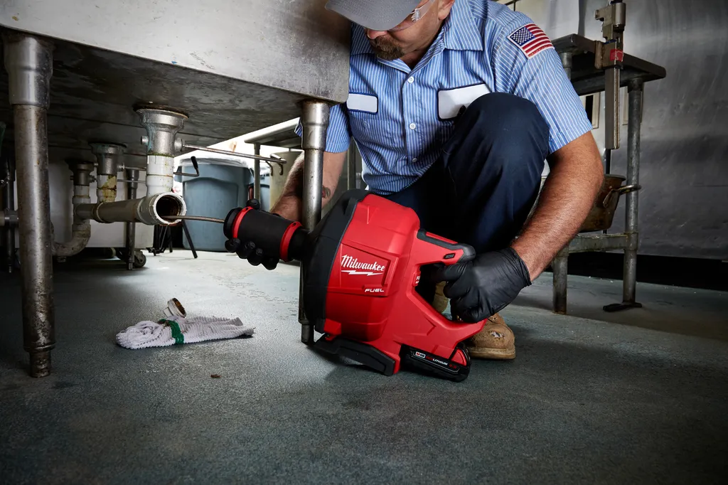 Milwaukee M18 Fuel Drain Snake with Cable-Drive Kit-A