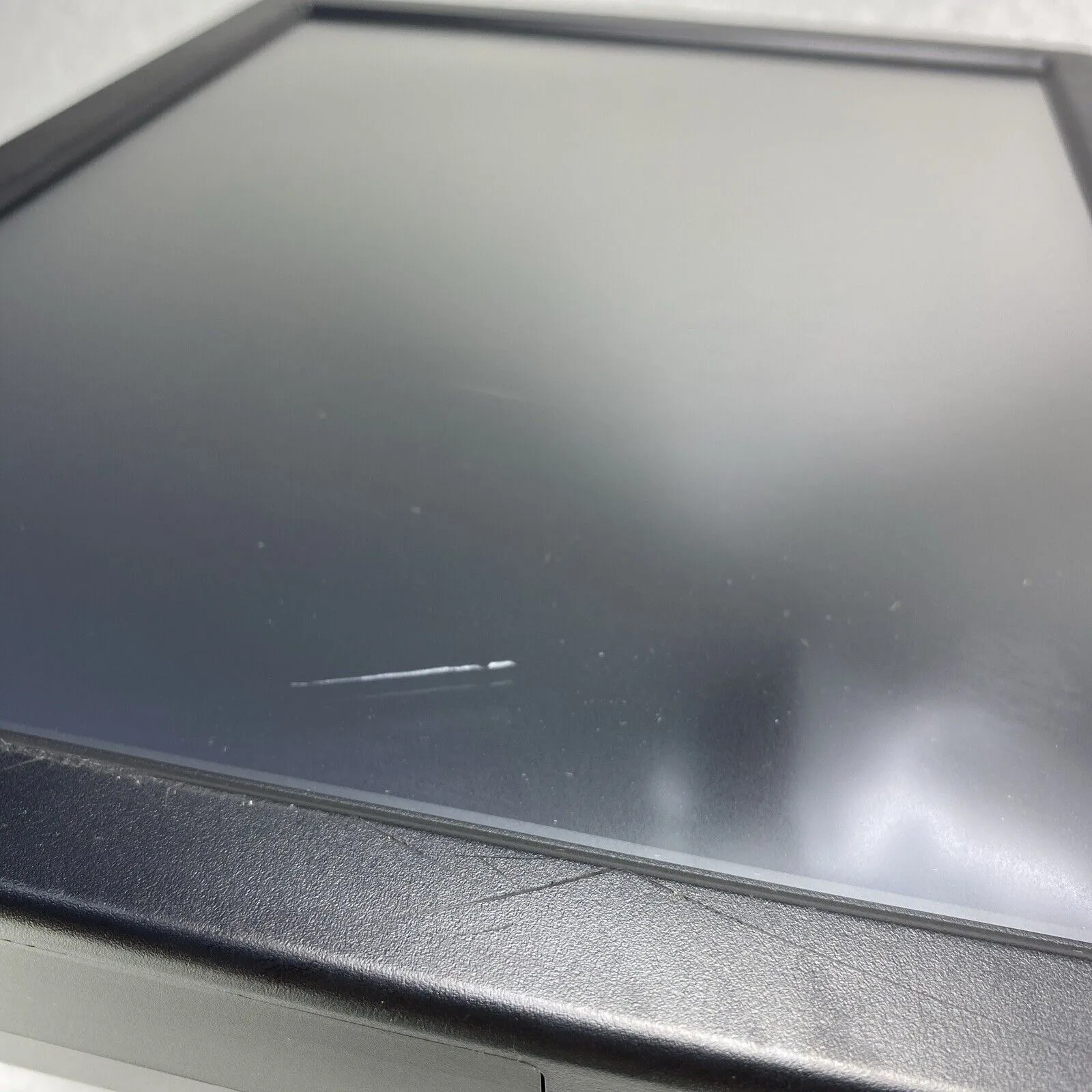 PioneerPOS AsterixTouch-X5 15" AIO Intel Atom D2250 1.86GHz 4GB RAM No HDD